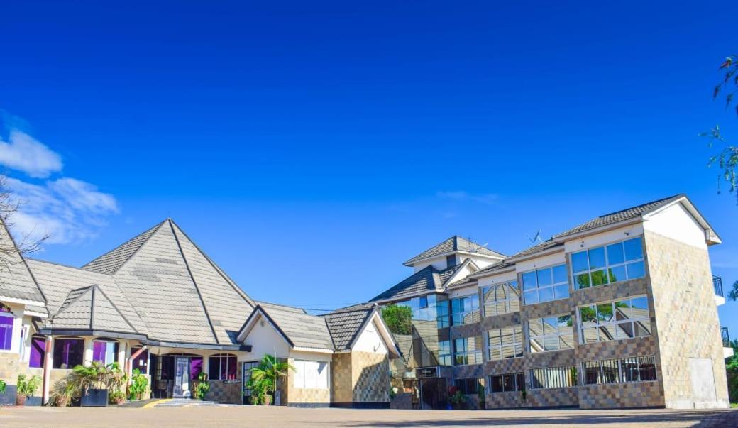 Golden Gates Hotel Thuthuriki Kültér fotó